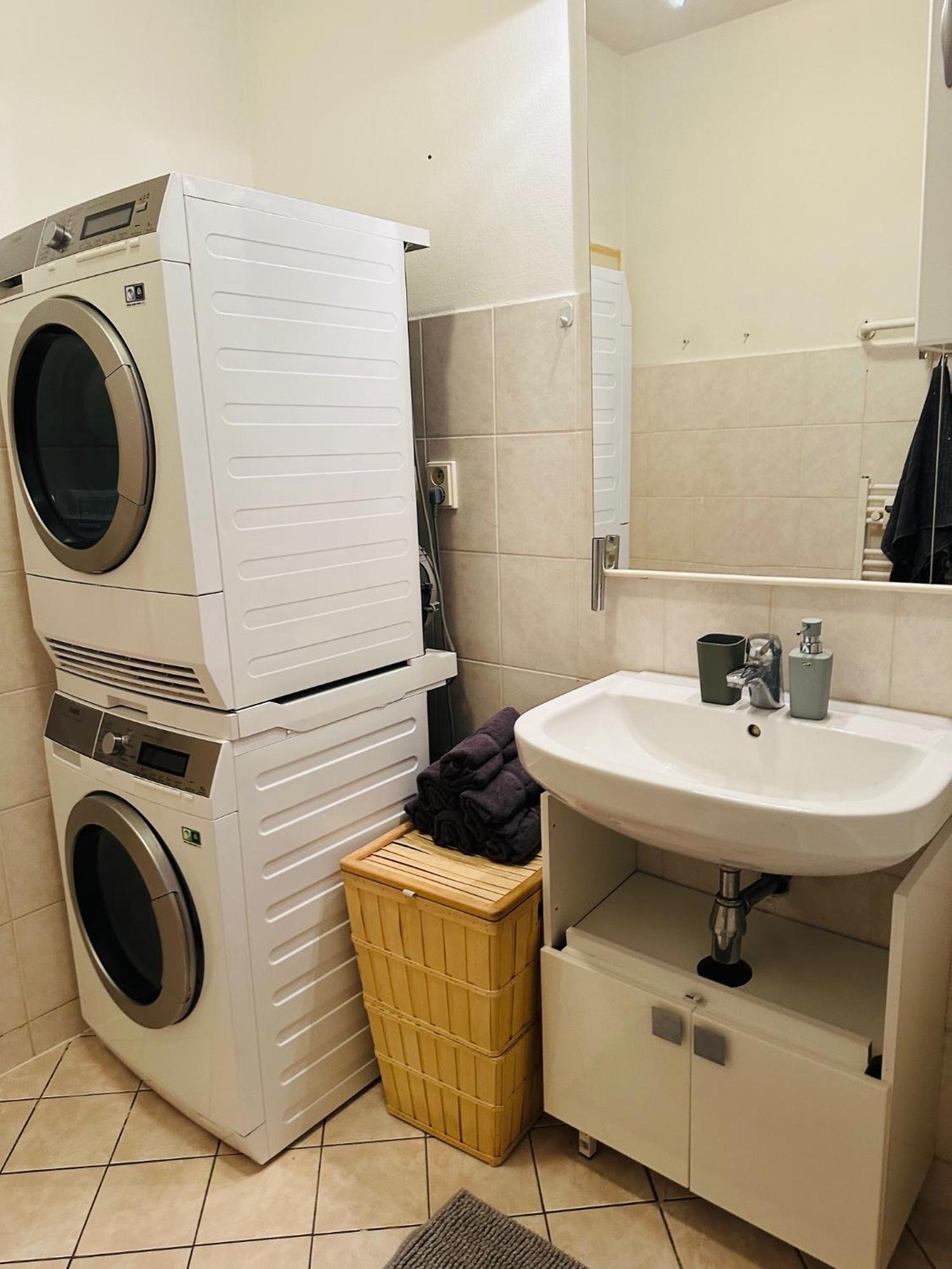 After Two Apartment Братислава Экстерьер фото